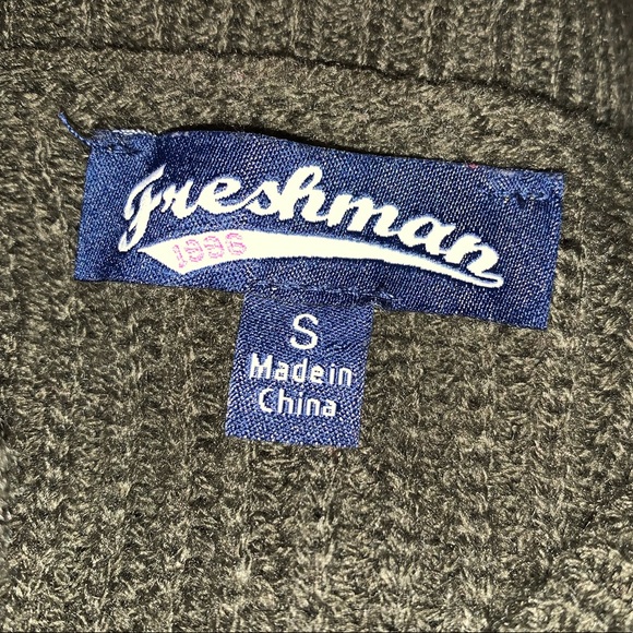 Army Green Sweater - Picture 3 of 3